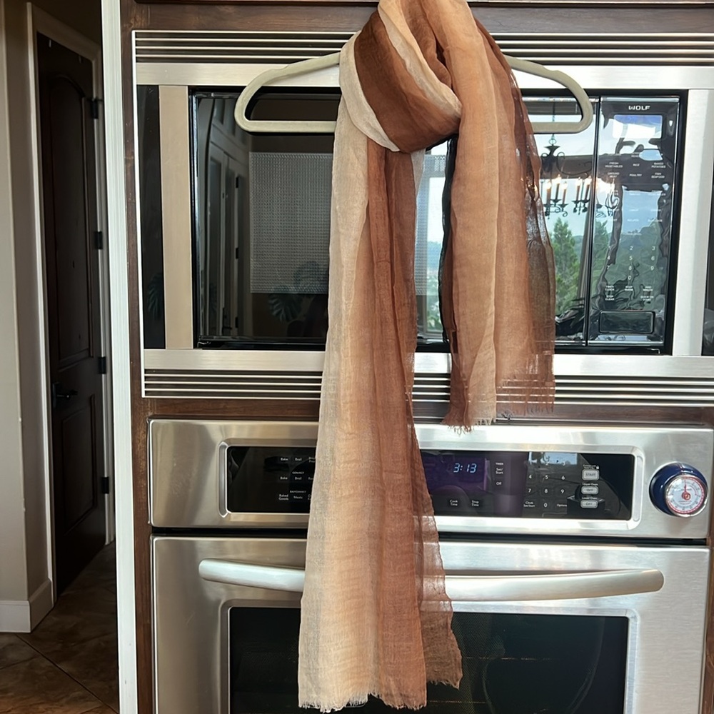 Beautiful MOI MOI silk/cashmere blend scarf/pashmina, ombré cream/browns,